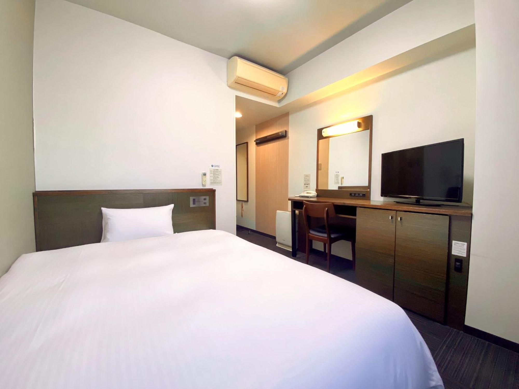 Hotel Route-Inn Ashikaga Ekimae Dış mekan fotoğraf