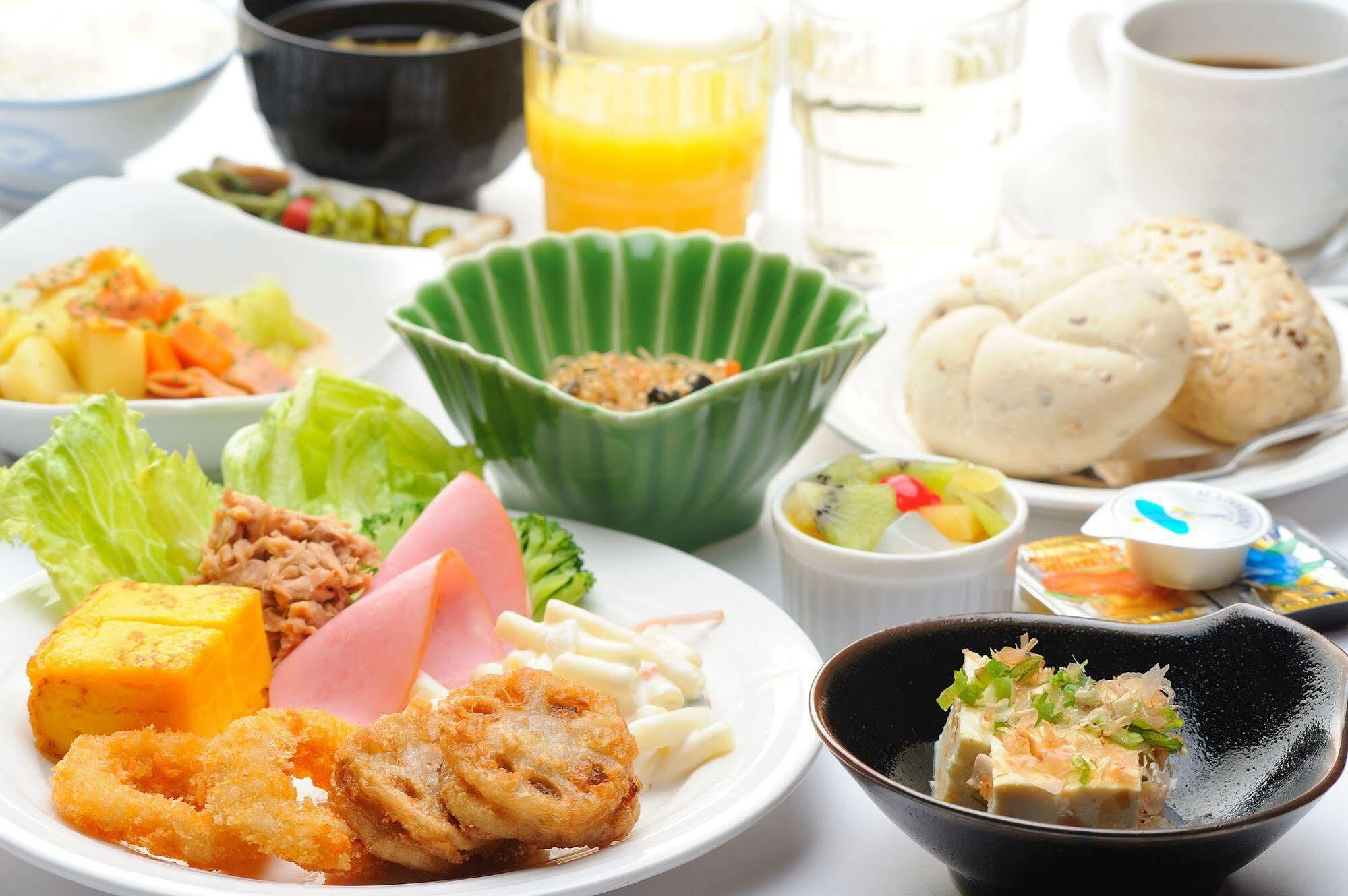 Hotel Route-Inn Ashikaga Ekimae Dış mekan fotoğraf