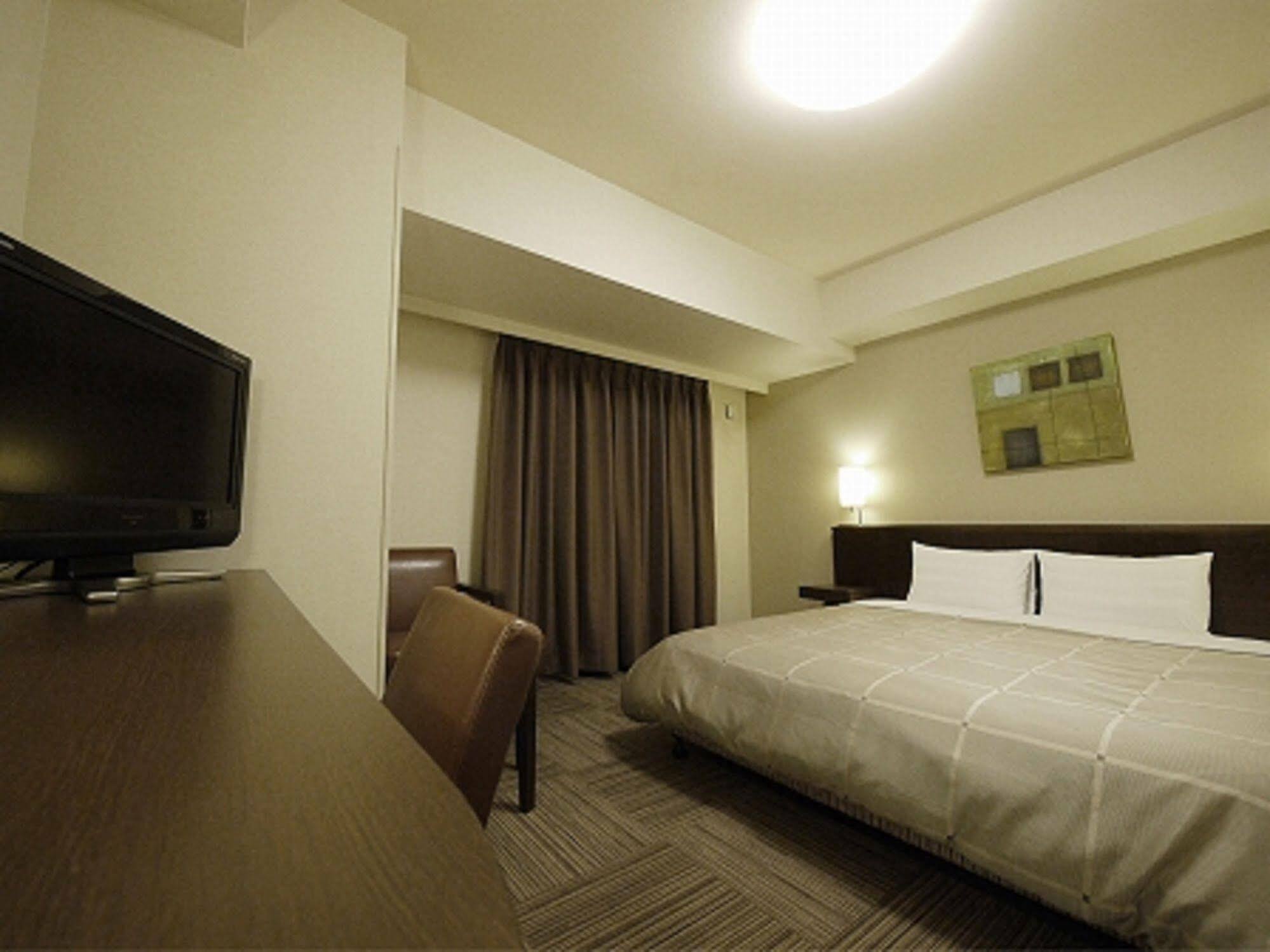 Hotel Route-Inn Ashikaga Ekimae Dış mekan fotoğraf
